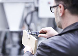 Fertigprodukte, Halbfertigprodukte, Baugruppen oder Roh- und Hilfsstoffe werden in von uns auditierten Produktionsstätten gefertigt.